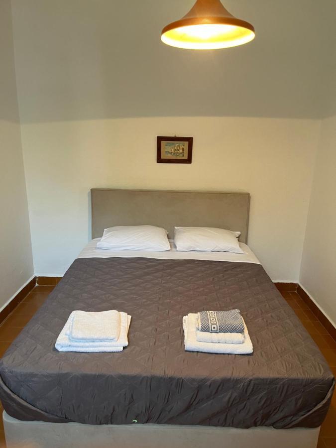 Madoupa Beach Apartments Ornos  Exteriör bild
