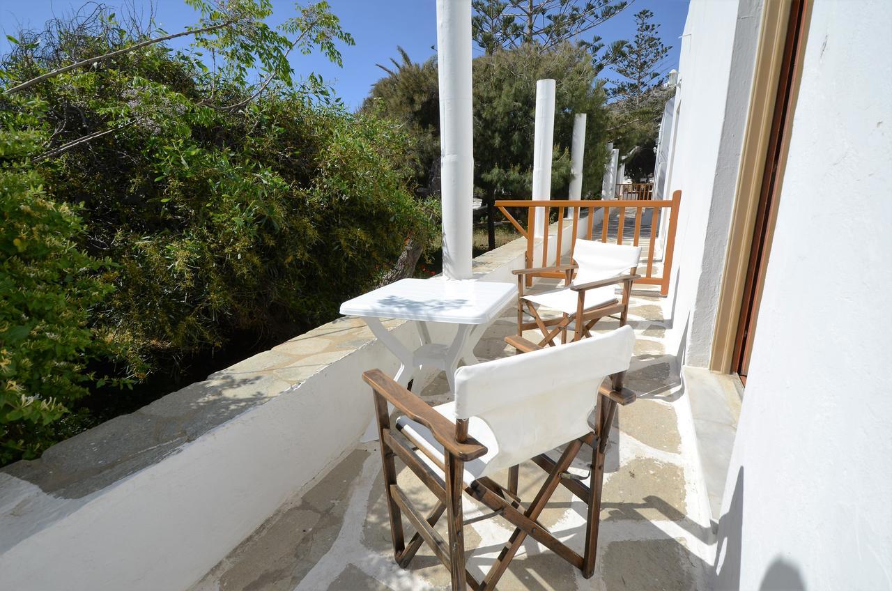 Madoupa Beach Apartments Ornos  Exteriör bild